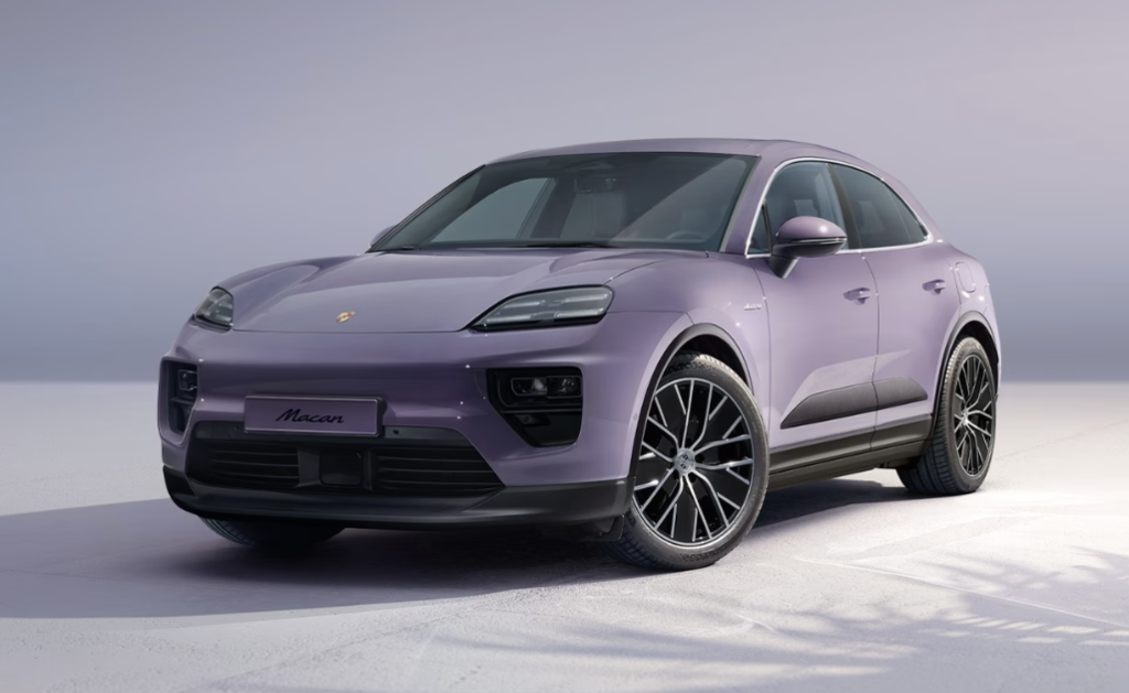 포르쉐 마칸 EV 전면부 사진